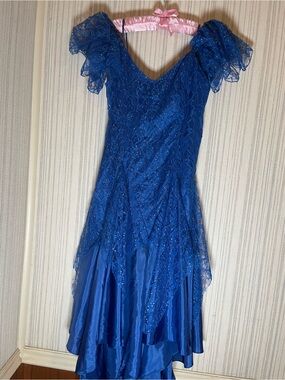 Vintage JCPenney s Nuance 80s Lace High-Low Evening Dress - Women's Formal Wear